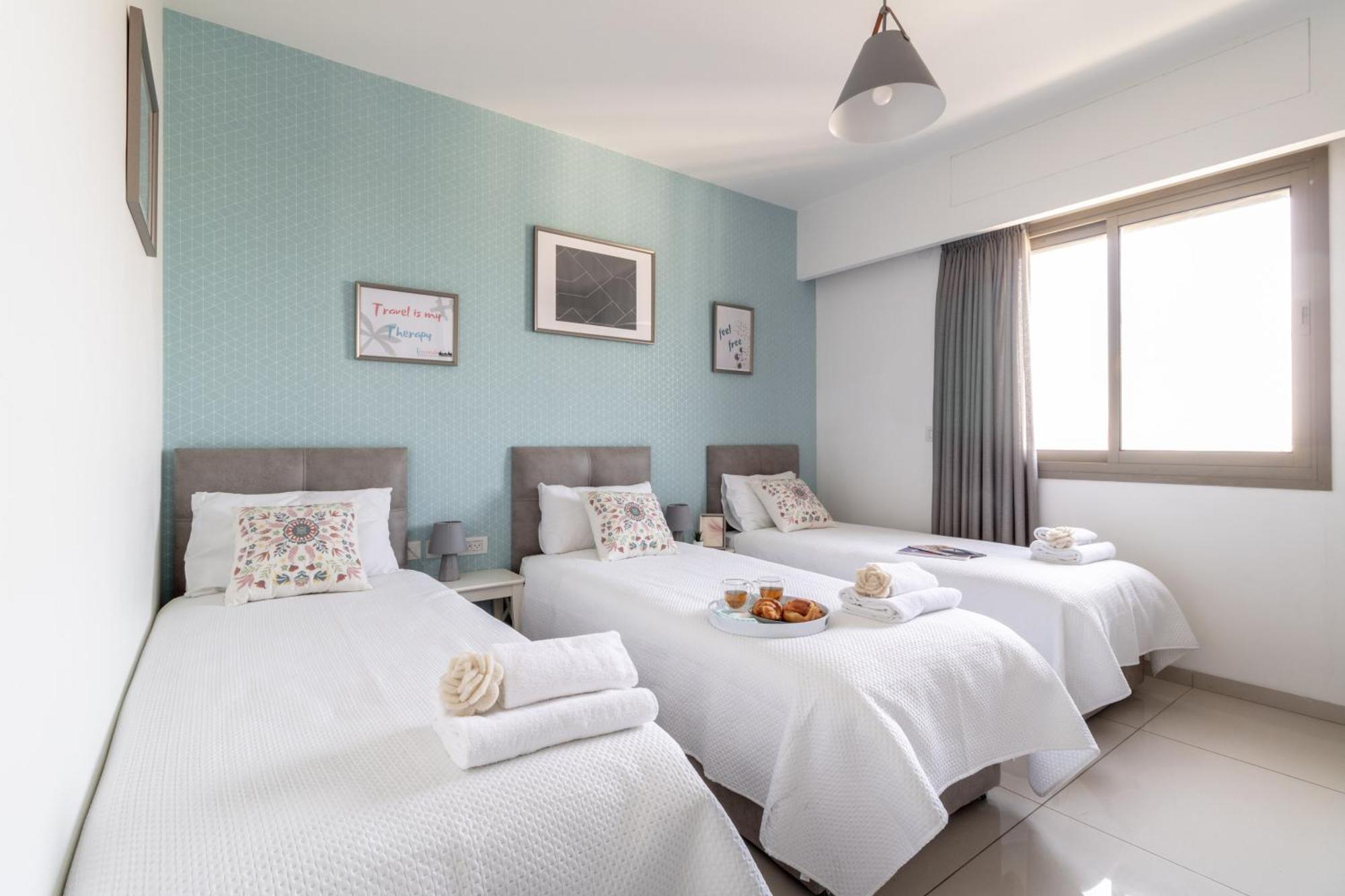 Isrentals Haneviim - Aparthotel In City Center Jerusalem Exteriör bild